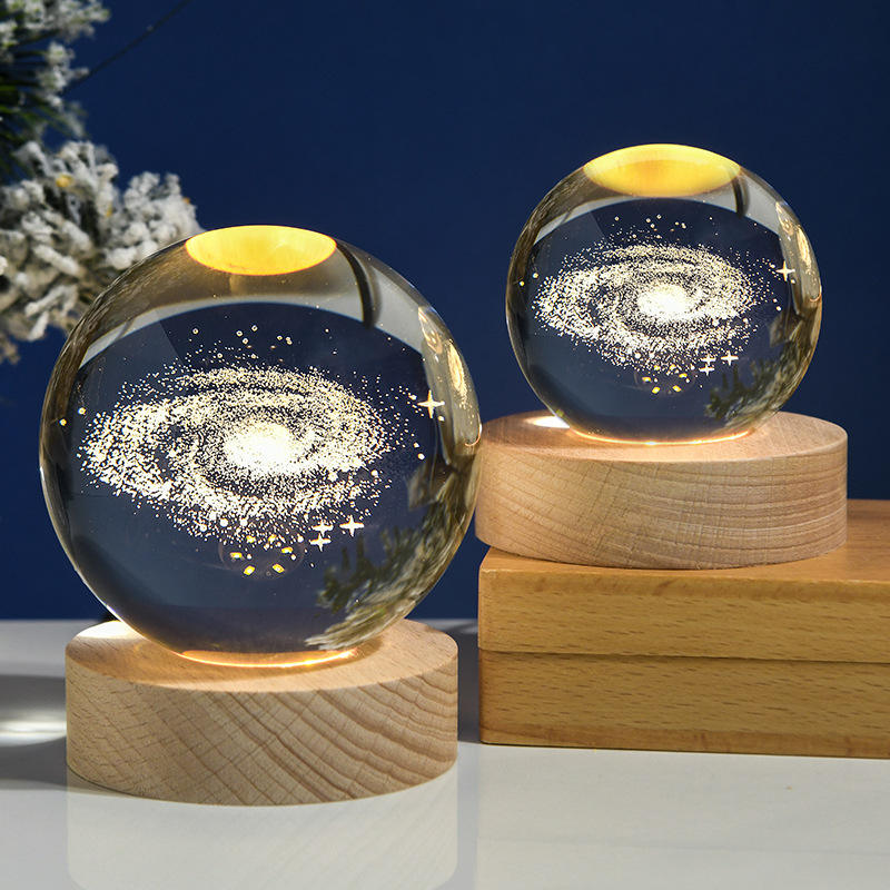 Crystal Ball Astrounat Led Lamp