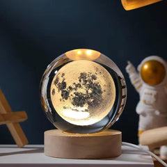 Crystal Ball Astrounat Led Lamp
