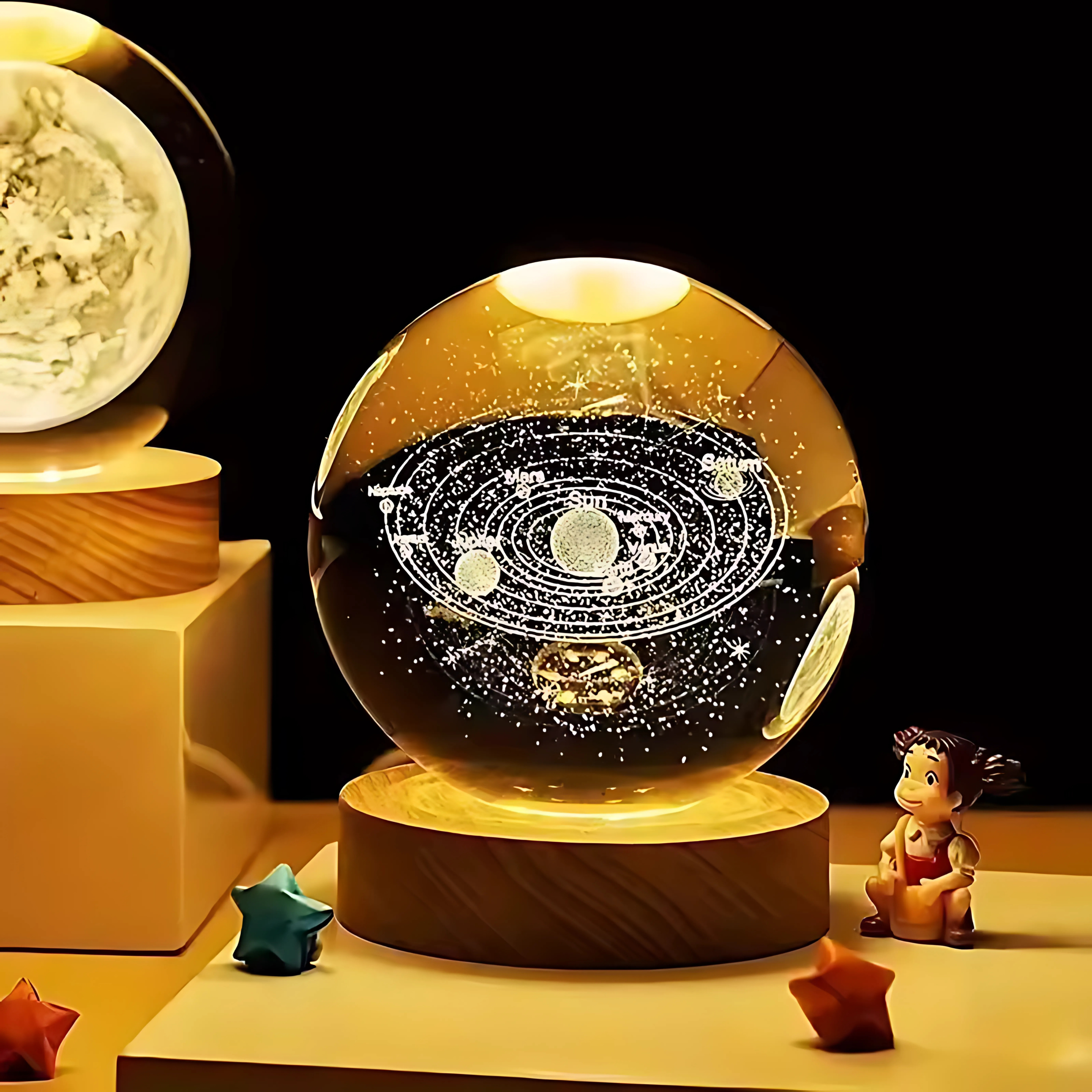 Crystal Ball Astrounat Led Lamp