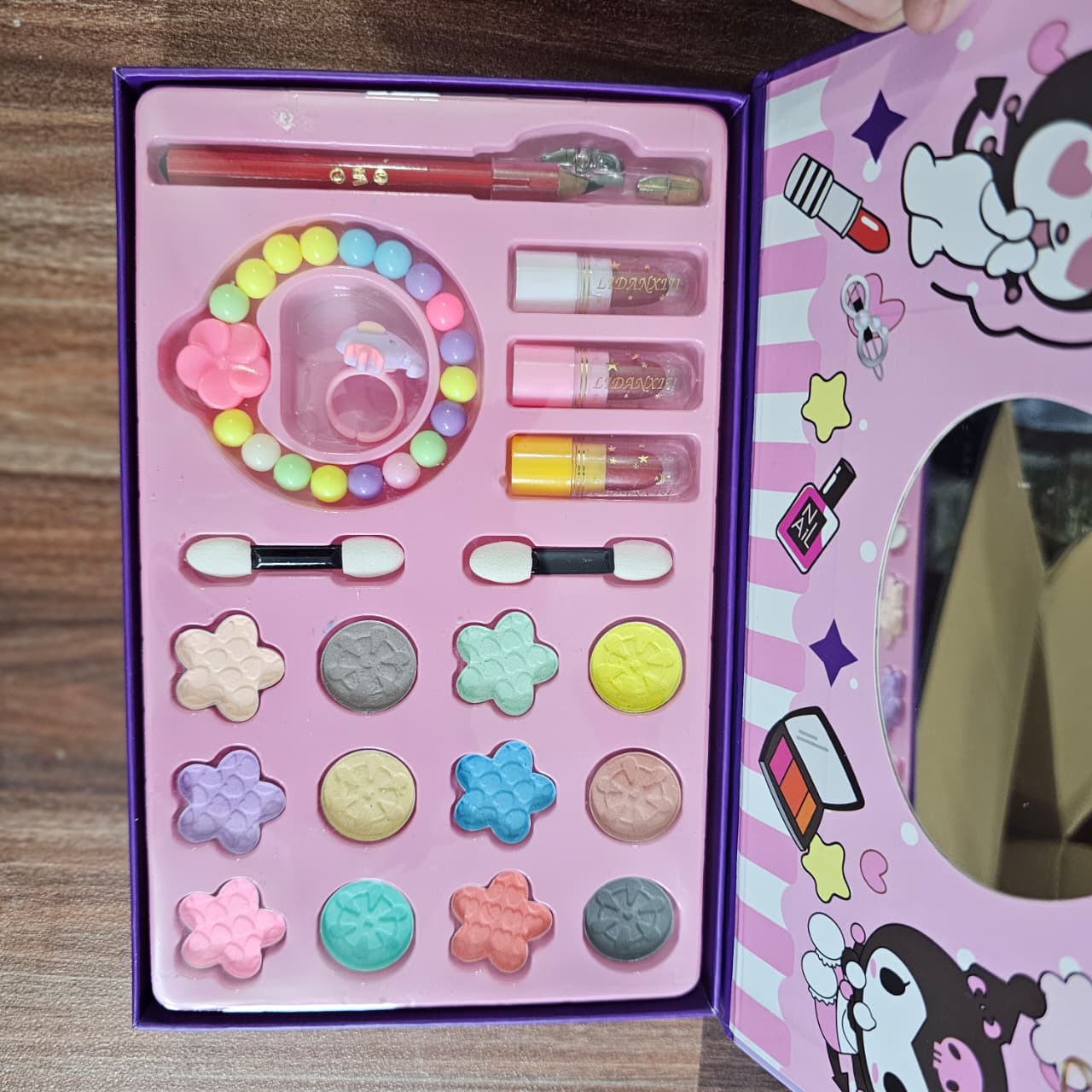 Kuromi-Themed Kids Makeup Box with Beads – Pretend Play Cosmetic Set for Girls | Fun Makeup Kit with Accessories, Brush & Beads Craft – Safe & Non-Toxic Beauty Toy for Ages 3+
